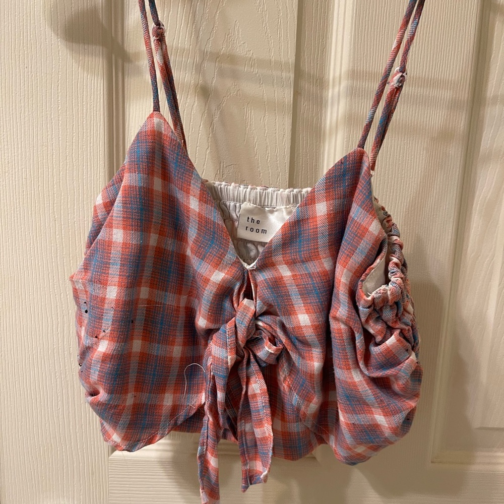 Plaid front tie crop top! Size medium.